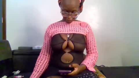 Snapshot of cutie_pumpkin_ chatting on March 10, 1:05 pm CUTIE online show from March 10, 1:05 pm