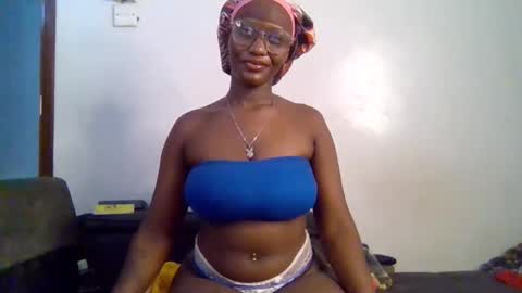 Snapshot of cutie_pumpkin_ chatting on March 13, 7:59 am CUTIE online show from March 13, 7:59 am