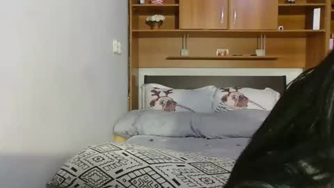 Ami online show from December 18, 2:50 am