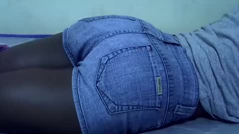 Snapshot of cutiehanish4 chatting on May 15, 6:59 pm cutiehanish4 online show from May 15, 6:59 pm