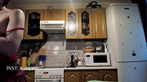 Snapshot of cutiekitty_cb chatting on October 30, 9:11 am cutiekitty_cb online show from October 30, 9:11 am