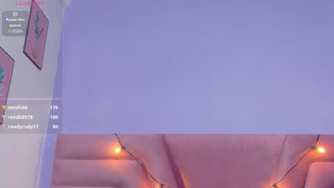 Kiara  online show from December 21, 7:54 pm