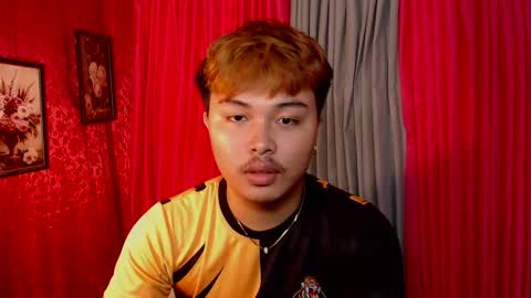 cutiepiejhon online show from February 26, 11:59 pm