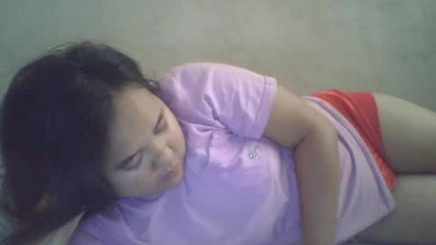 cutiepinay2007 online show from April 15, 1:34 am