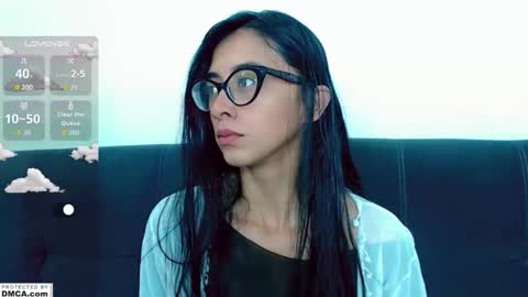 miss ari  online show from November 19, 9:42 am