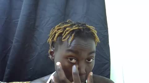 cuttey_slim22 online show from April 15, 9:38 am