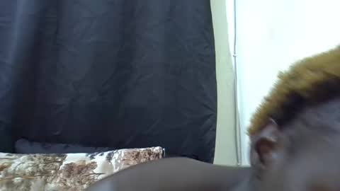 cuttey_slim22 online show from April 17, 7:39 pm