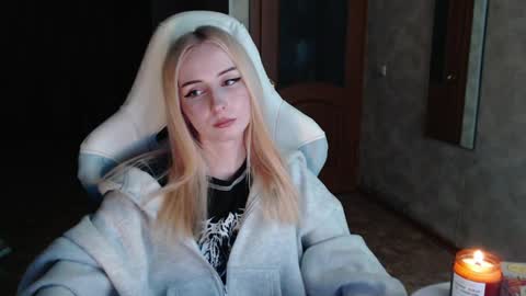 Cutti Crystal online show from April 16, 7:14 pm