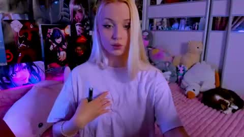 Nora online show from July 15, 8:14 pm