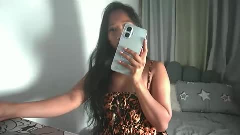 cuttiemorexn online show from November 27, 4:42 pm