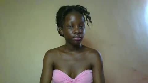 Snapshot of cutty_teshy chatting on January 22, 9:02 am cutty_teshy online show from January 22, 9:02 am