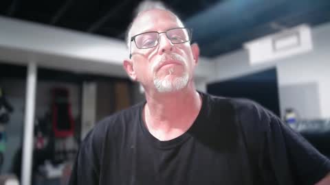 cuuminpussy online show from April 25, 2:36 pm