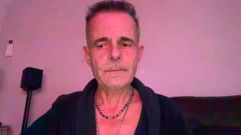 Snapshot of cwaddle chatting on January 30, 3:40 pm cwaddle online show from January 30, 3:40 pm