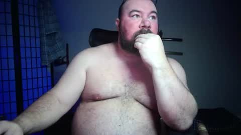 Snapshot of cwbyga chatting on July 1, 4:14 am Bubba Bull online show from July 1, 4:14 am