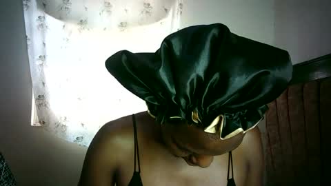 cyan0987 online show from August 5, 11:13 am