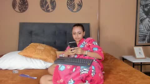 Cyan online show from January 7, 4:27 pm