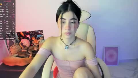 Liz online show from December 18, 8:48 pm