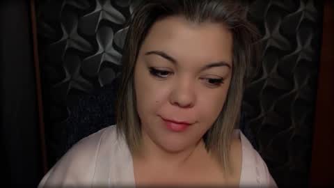 Snapshot of cyberdomme chatting on December 6, 11:47 pm Full time mean bitch. online show from December 6, 11:47 pm