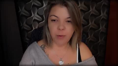 Snapshot of cyberdomme chatting on December 23, 11:39 pm Full time mean bitch. online show from December 23, 11:39 pm