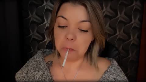 Snapshot of cyberdomme chatting on December 27, 12:18 am Full time mean bitch. online show from December 27, 12:18 am