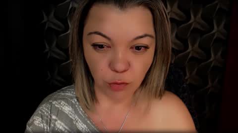 Snapshot of cyberdomme chatting on February 20, 9:09 pm Full time mean bitch. online show from February 20, 9:09 pm