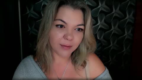 Snapshot of cyberdomme chatting on September 30, 4:17 am Full time mean bitch. online show from September 30, 4:17 am