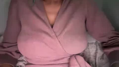 Cyber Ebony online show from January 13, 9:20 pm