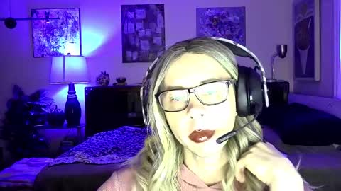 Nicki Molotov online show from January 5, 2:38 am