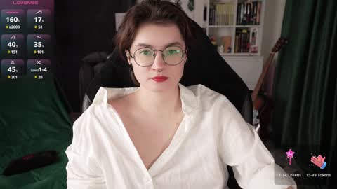 Helen Blossom online show from December 26, 9:04 pm