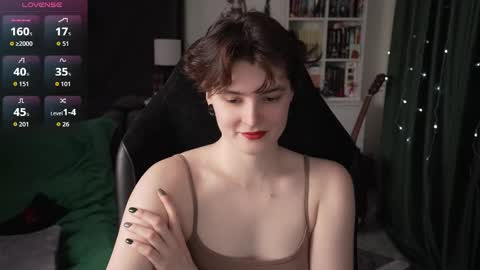 Helen Blossom online show from October 2, 8:16 pm