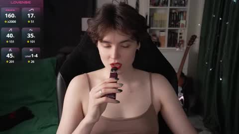 Helen Blossom online show from October 21, 8:20 pm