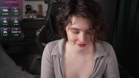 Helen Blossom online show from June 3, 2:33 pm