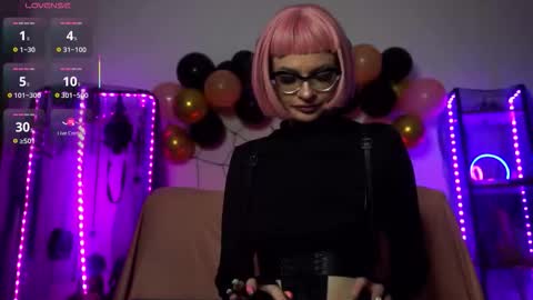 Lily Goddess online show from October 25, 11:43 pm