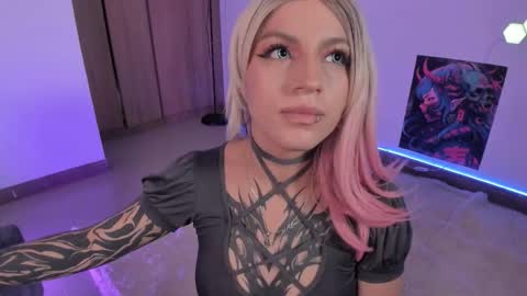  cyber zoe   online show from January 14, 1:55 am