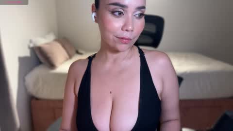 cyborgmuse online show from March 8, 4:16 am