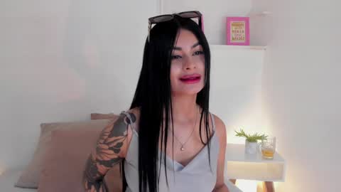 Cylie online show from January 4, 8:16 pm