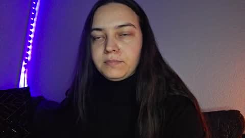 Cyndee Winter online show from December 17, 5:04 pm