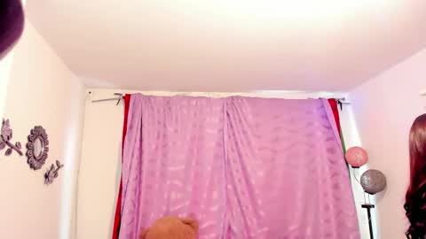 Snapshot of cynthiawatson_ chatting on October 15, 1:33 pm Cynthia online show from October 15, 1:33 pm