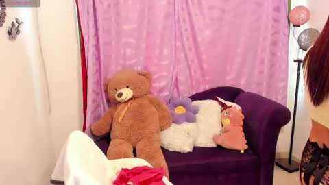 Snapshot of cynthiawatson_ chatting on October 22, 1:44 pm Cynthia online show from October 22, 1:44 pm