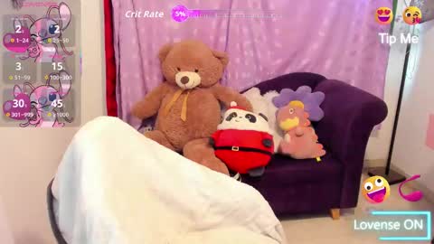 Snapshot of cynthiawatson_ chatting on December 1, 2:33 pm Cynthia online show from December 1, 2:33 pm