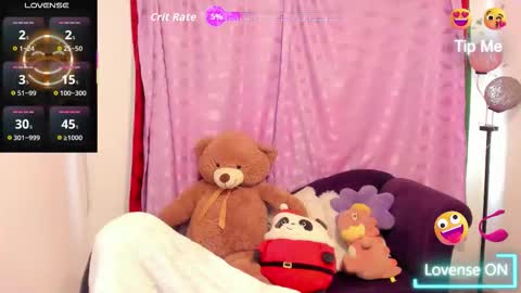 Snapshot of cynthiawatson_ chatting on December 2, 2:56 pm Cynthia online show from December 2, 2:56 pm