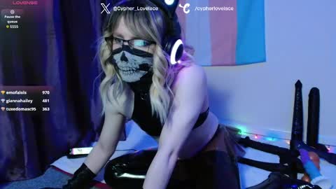 cypherlovelace online show from October 13, 10:43 pm