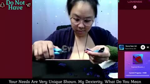 Snapshot of cypurr chatting on June 10, 10:08 pm Adrian AdriNyaan online show from June 10, 10:08 pm