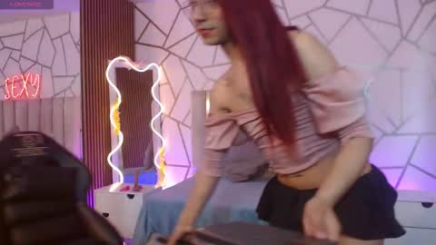 cyrus_tay online show from November 26, 5:58 pm