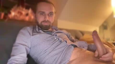 Snapshot of d0n_gi0vanni chatting on December 28, 7:22 pm d0n_gi0vanni online show from December 28, 7:22 pm