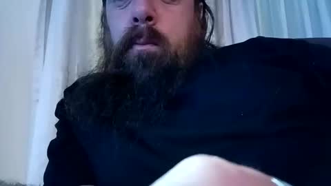 Snapshot of d1988 chatting on March 29, 8:25 am D online show from March 29, 8:25 am