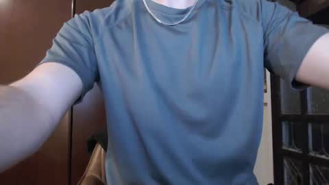 Snapshot of d1aper21 chatting on October 29, 9:22 am d1aper21 online show from October 29, 9:22 am