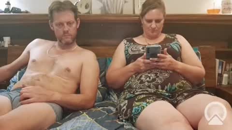 Snapshot of d4p_couple chatting on December 27, 8:07 pm Deb   peter online show from December 27, 8:07 pm