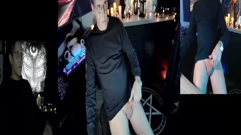 Snapshot of d_j_strokes chatting on February 9, 7:18 pm Dave online show from February 9, 7:18 pm