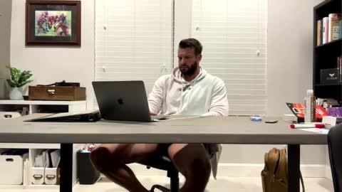 Snapshot of d_michael12 chatting on January 23, 6:28 am David Michael online show from January 23, 6:28 am